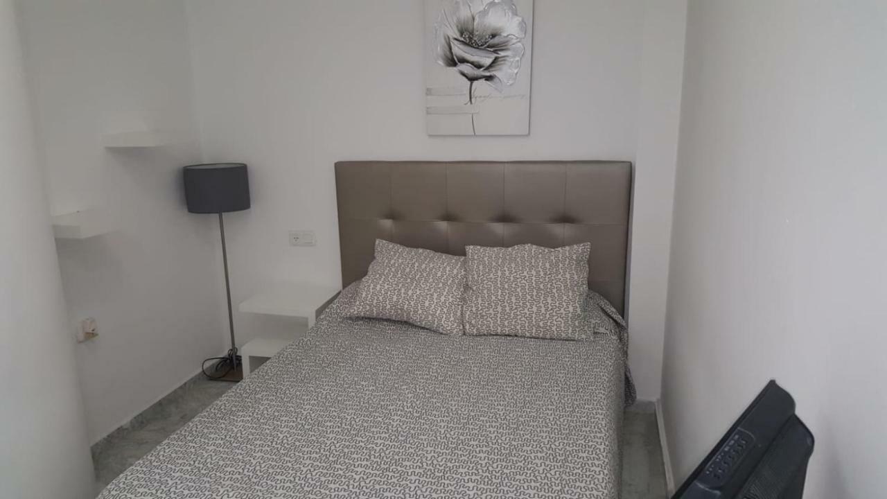 Duplex Centro Apartment Cadiz Bagian luar foto